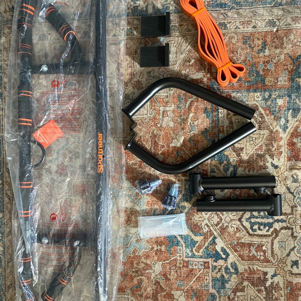 Pull up/ push up bar